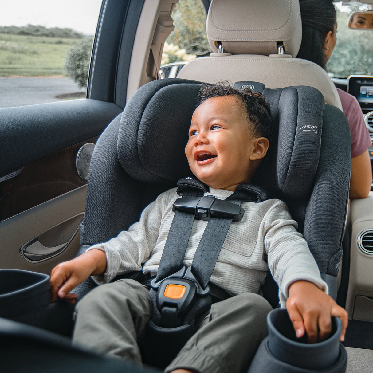 Chicco Fit360 Rotating Convertible Car Seat